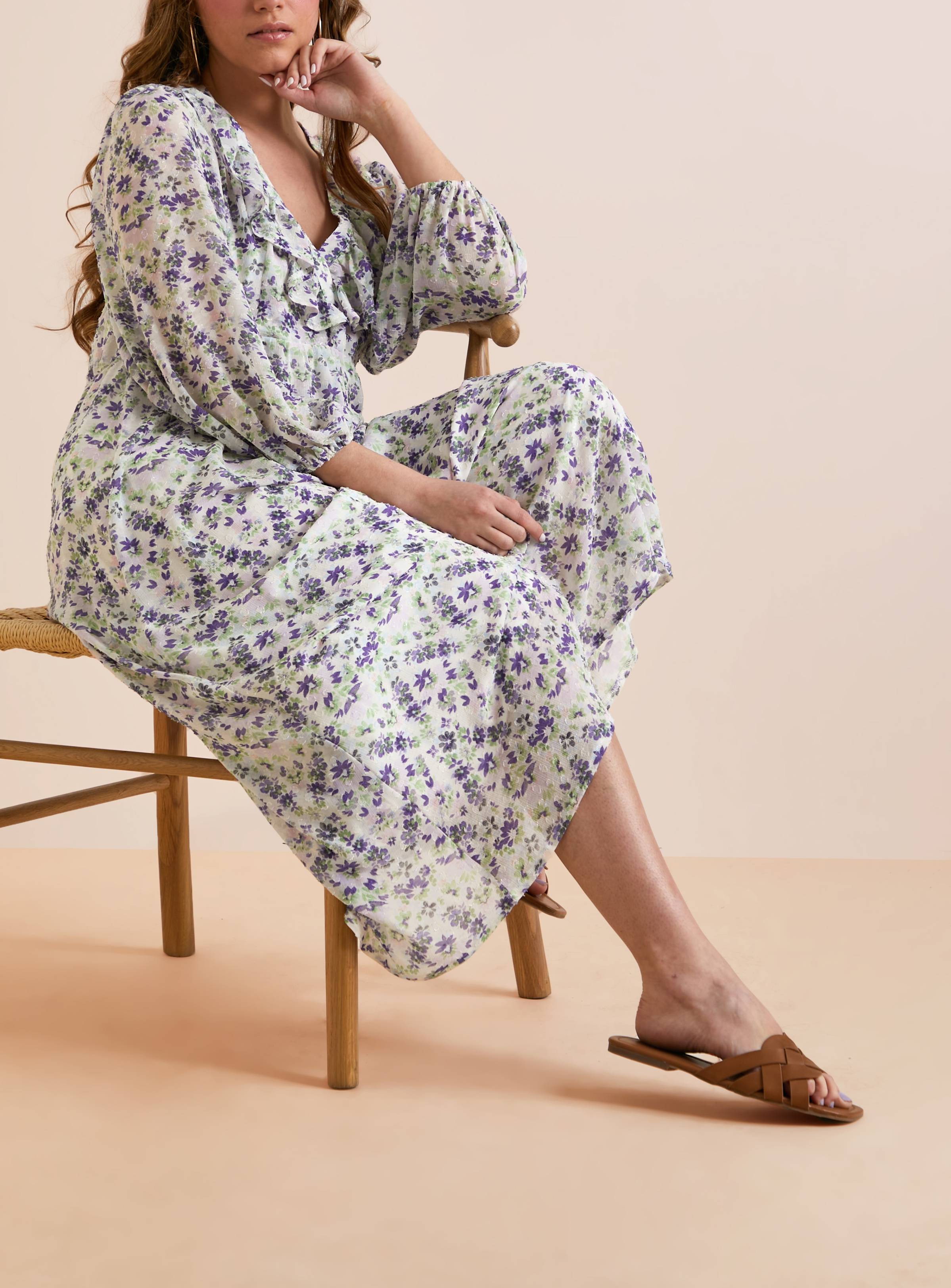 Everbelle Trellis Floral Dobby Midaxi Dress 12 - Image 1